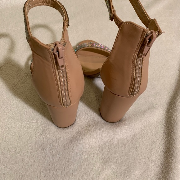 CHARLOTTE RUSSE 2-PIECE Nude DRESS SANDALS - Picture 3 of 6
